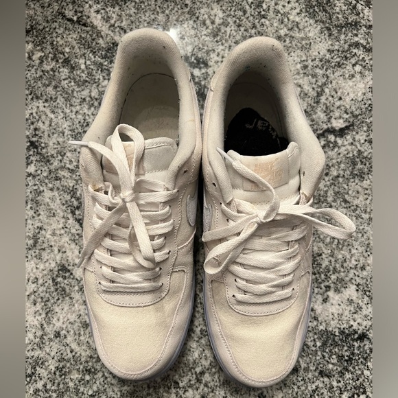 Nike Air Force 1 '07 LV8 EMB 'All-Star - Salt Flats'. Worn once. Men’s size 11. - Picture 3 of 5